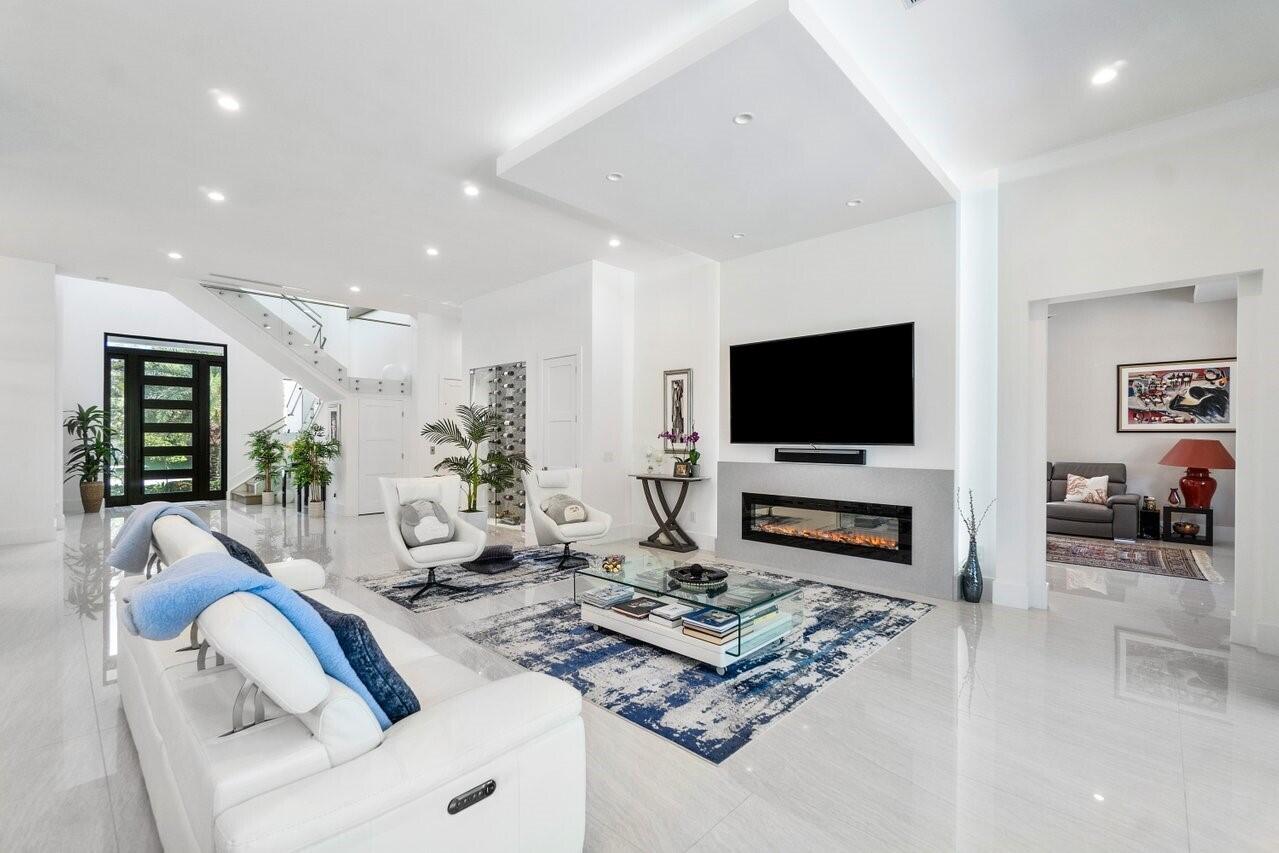 Boca Villas - Residential