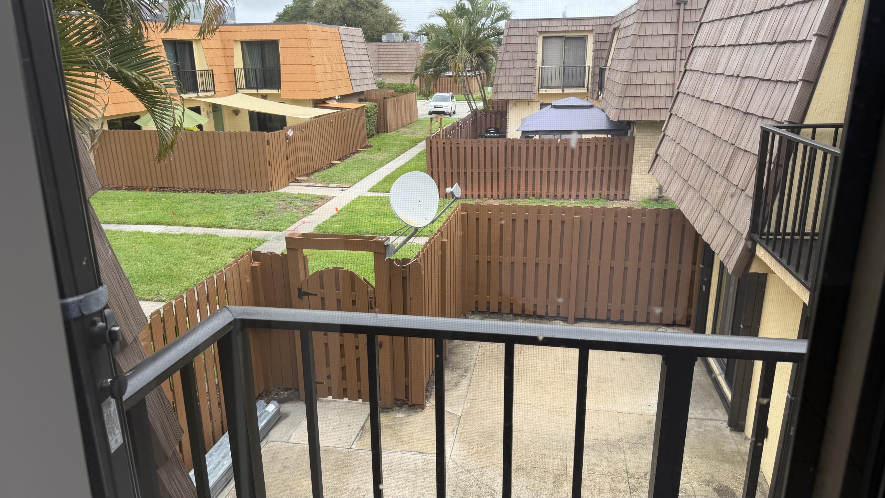 SPRINGDALE HOMES - Residential