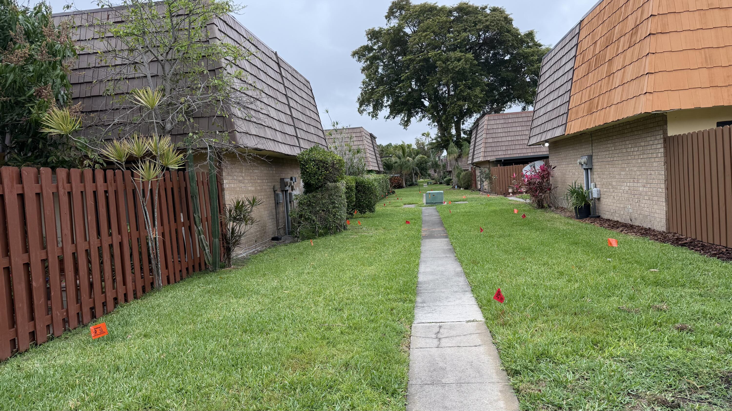 SPRINGDALE HOMES - Residential