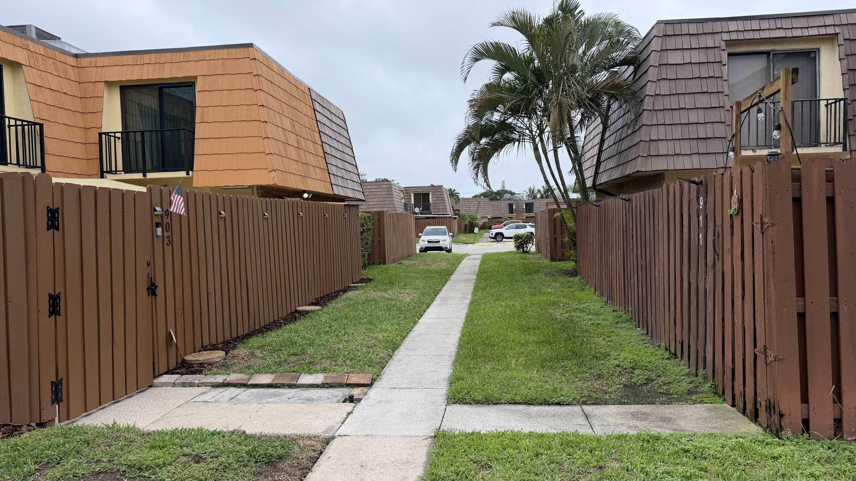 SPRINGDALE HOMES - Residential