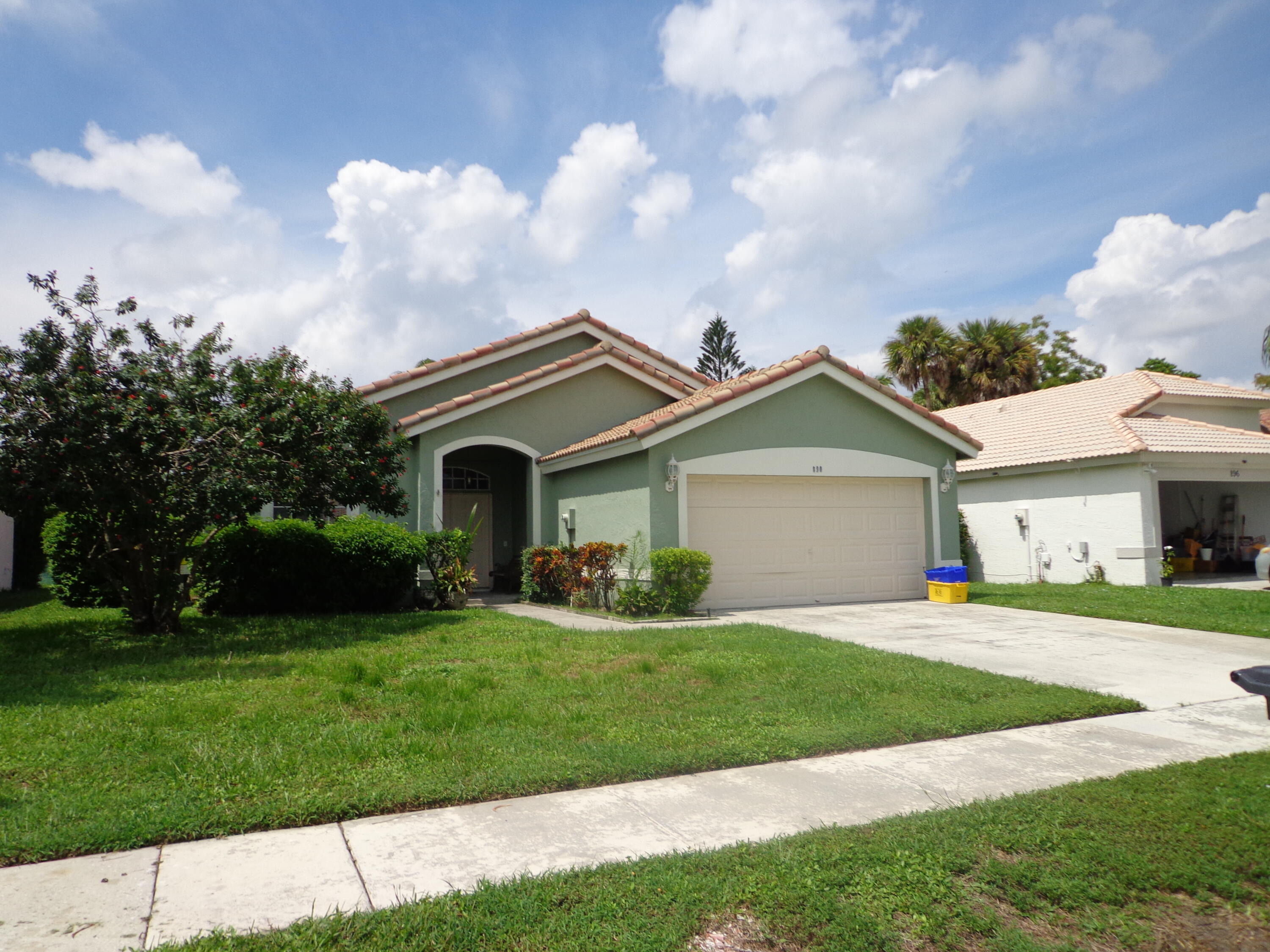 Lovely single family home with water view and nice yard. Home has a split floor plan and open concept.