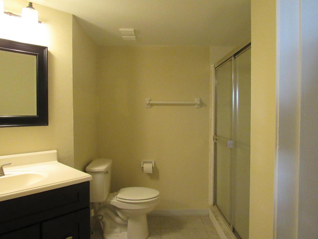 MIDPORT PLACE II, A CONDOMINIUM - Residential