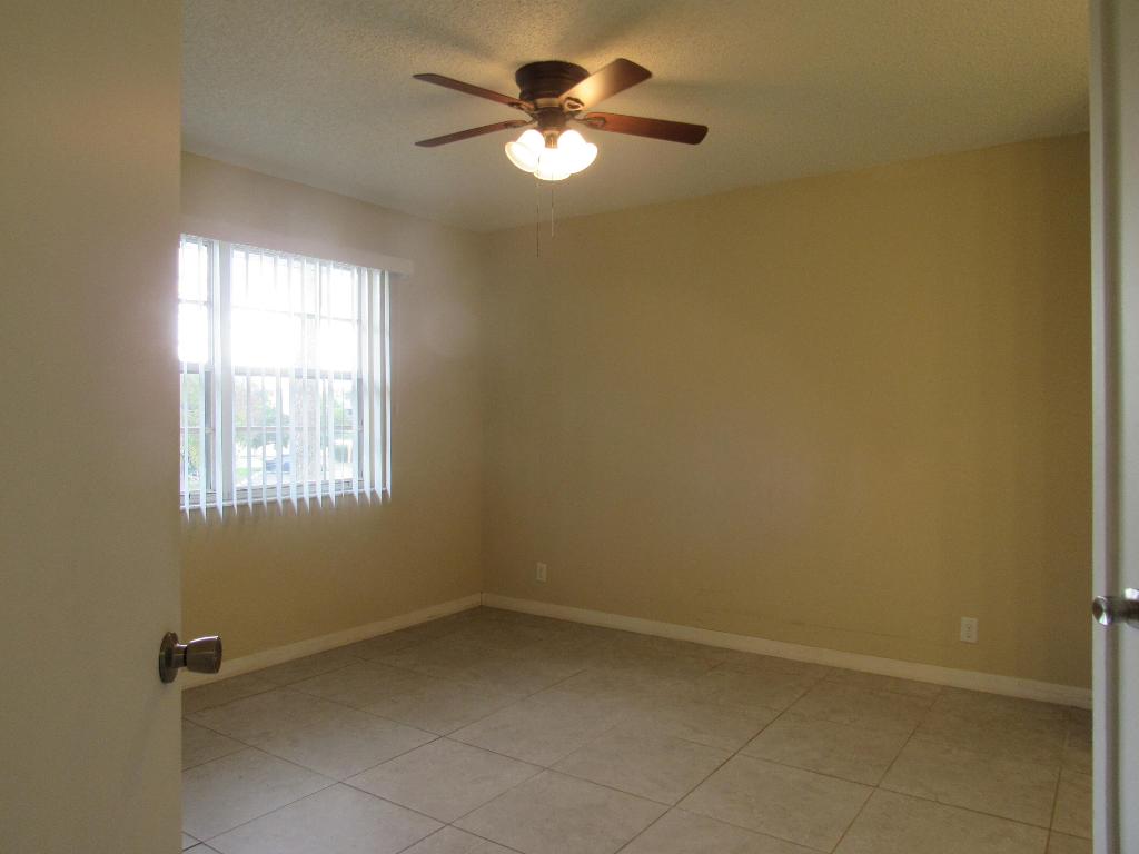 MIDPORT PLACE II, A CONDOMINIUM - Residential