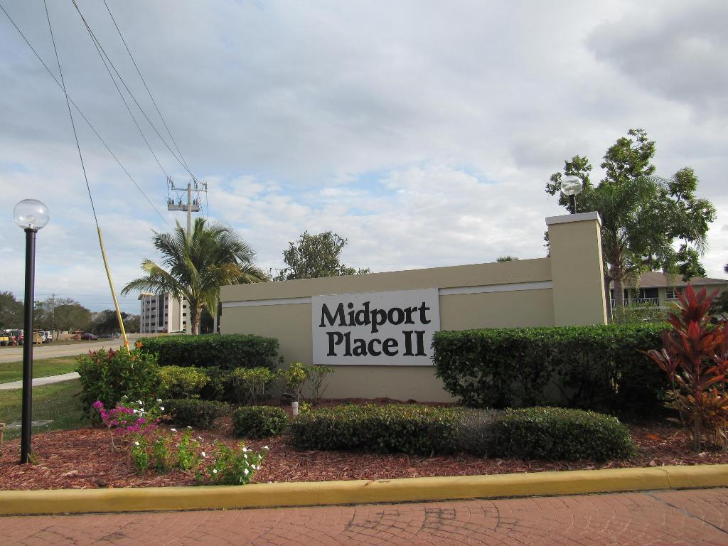 MIDPORT PLACE II, A CONDOMINIUM - Residential