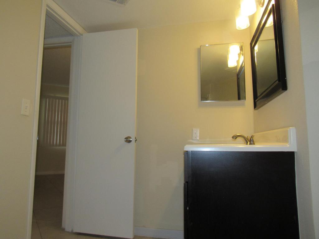 MIDPORT PLACE II, A CONDOMINIUM - Residential