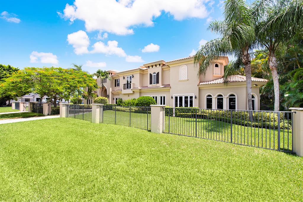 TROPIC ISLE 2ND SEC - Residential