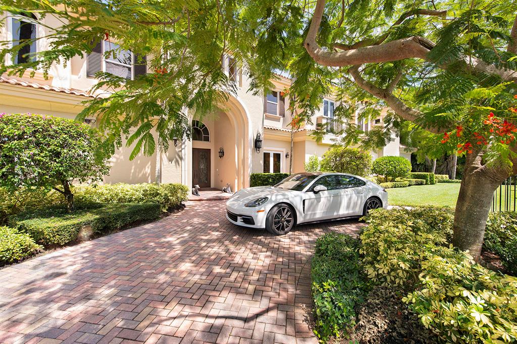 TROPIC ISLE 2ND SEC - Residential