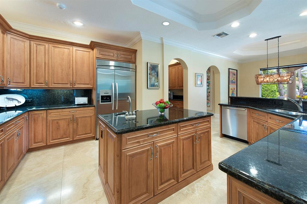 TROPIC ISLE 2ND SEC - Residential