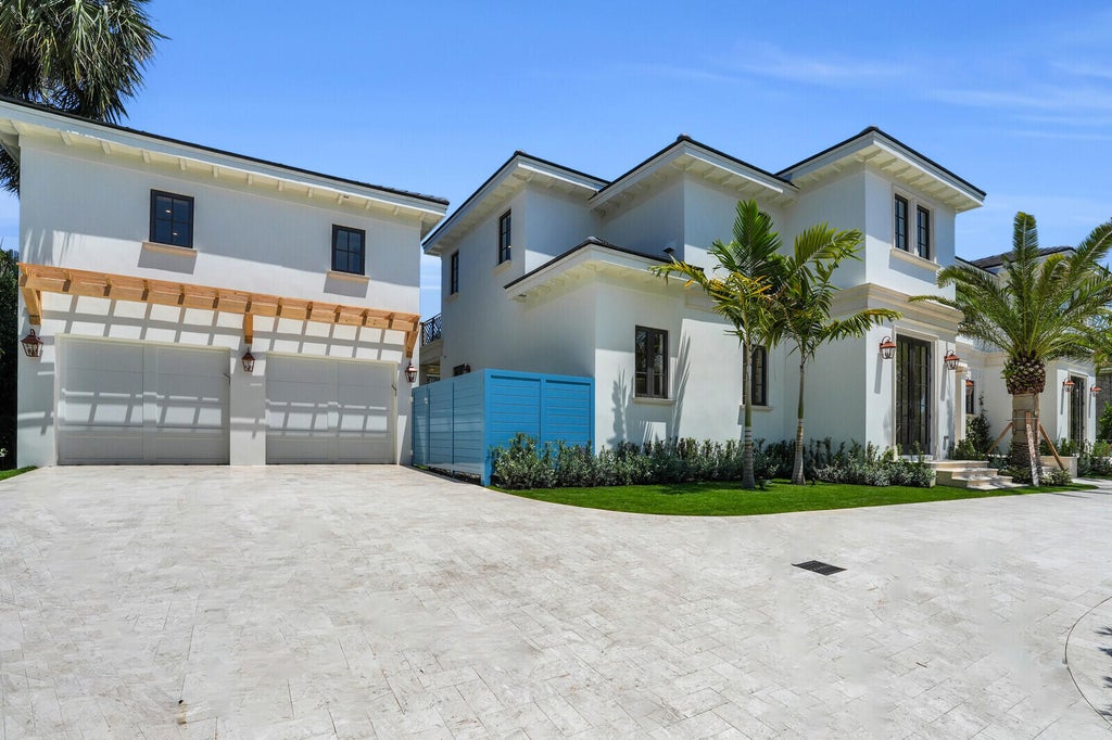 Photo of 3408 Washington Road, West Palm Beach, FL 33405 (MLS # B26035809)