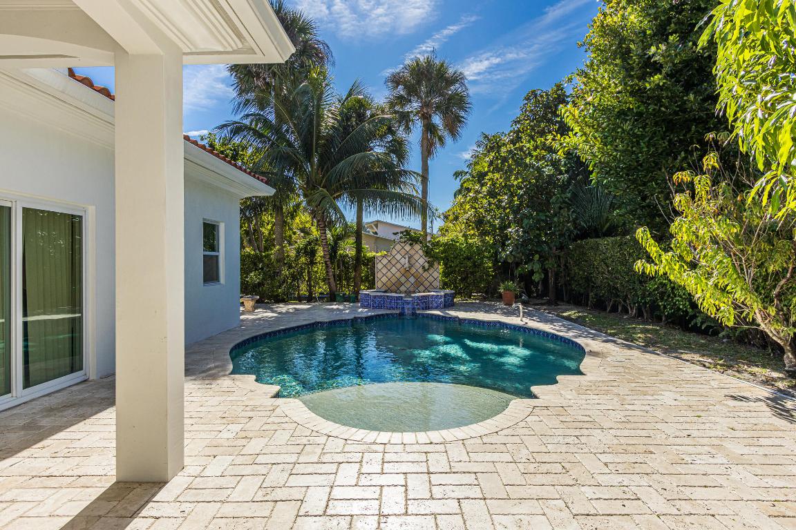 BOCA RATON POR LA MAR - Residential Lease