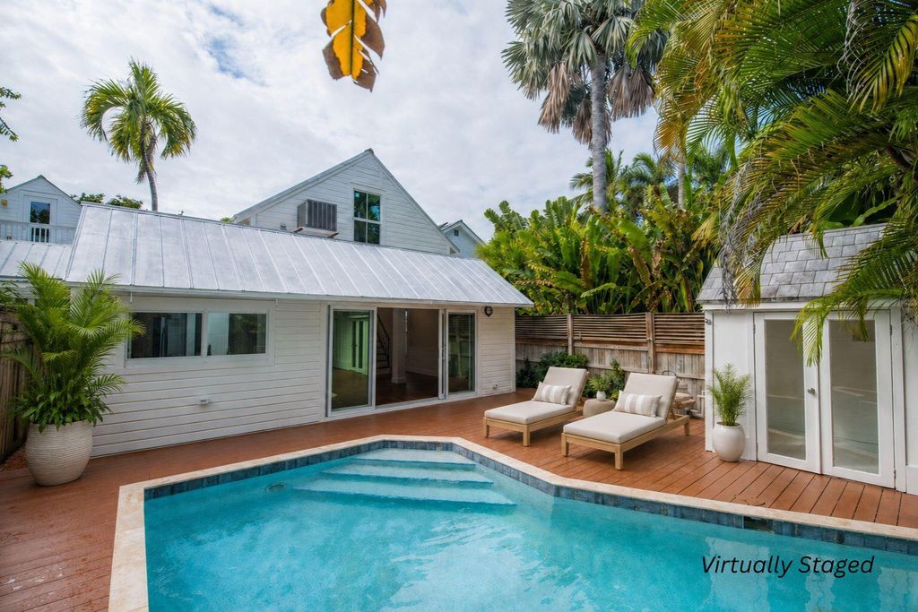 Photo of 609 Margaret Street, Key West, FL 33040 (MLS # R11157188)