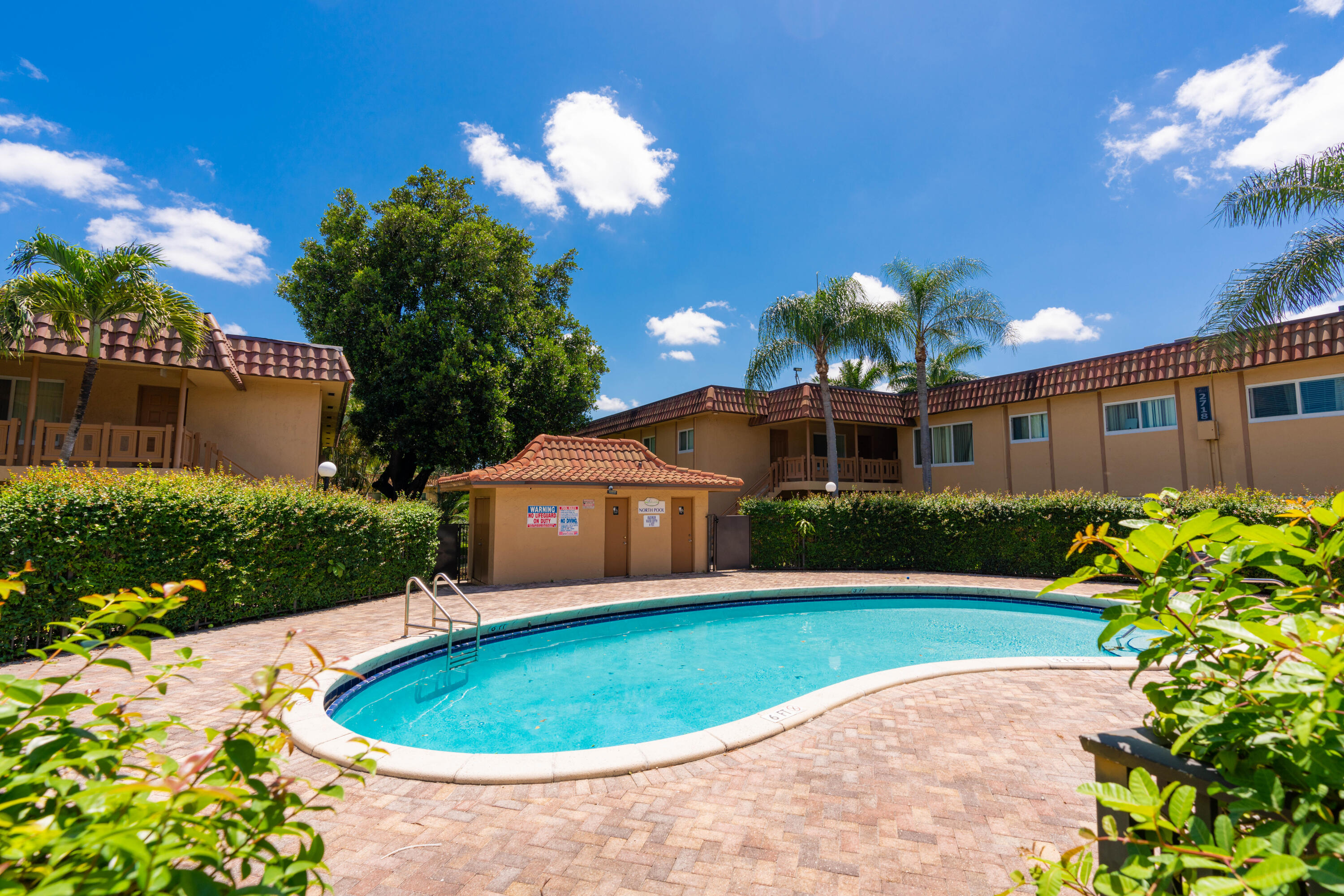 GLEN COVE APTS 1 CONDO - Residential