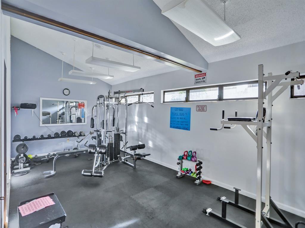 ROYAL PARK GARDENS - Residential Lease