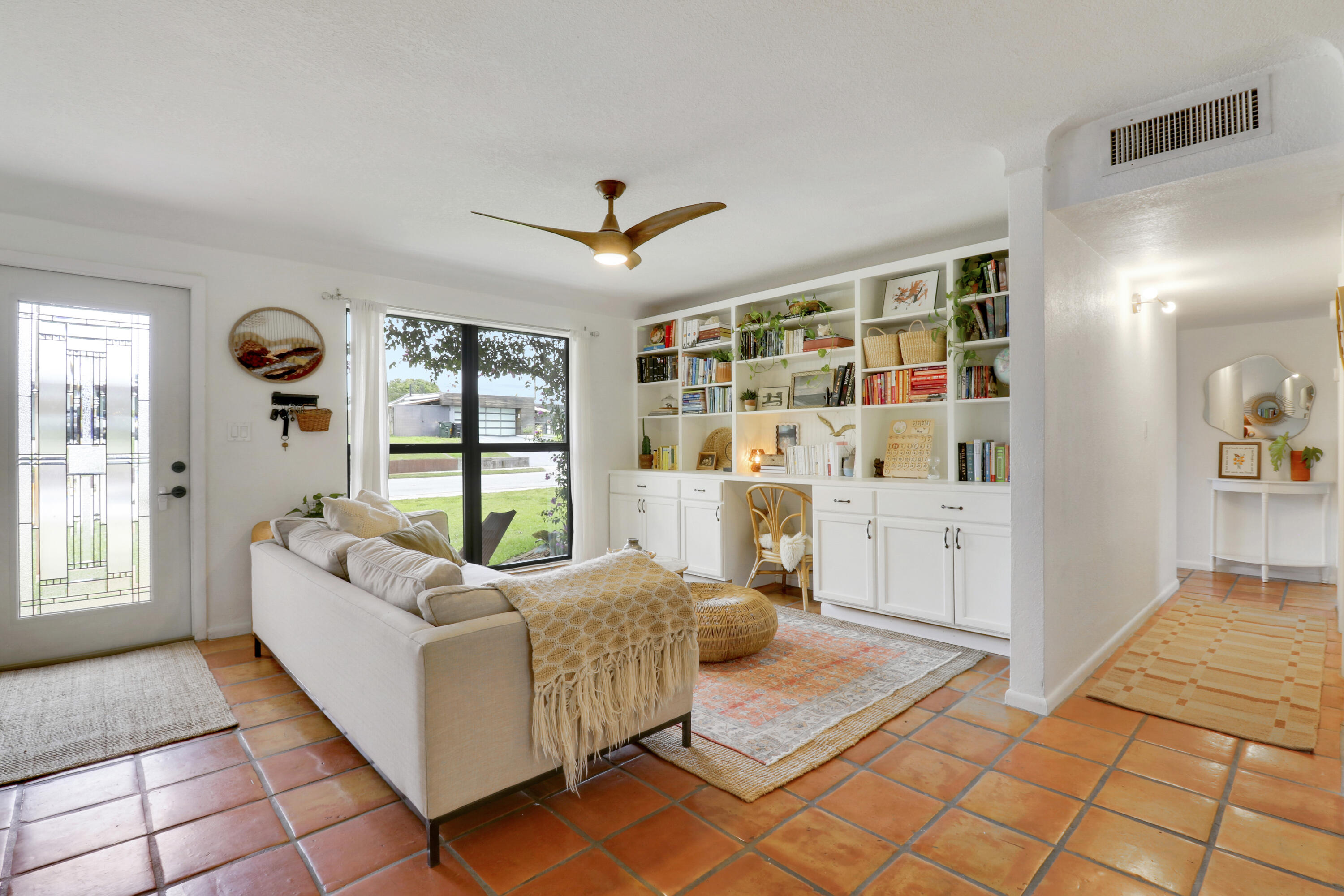 1441 Hillcrest Drive