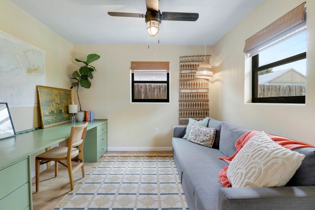 Photo of 1441 Hillcrest Drive, Lake Worth Beach, FL 33461 (MLS # B26025266)