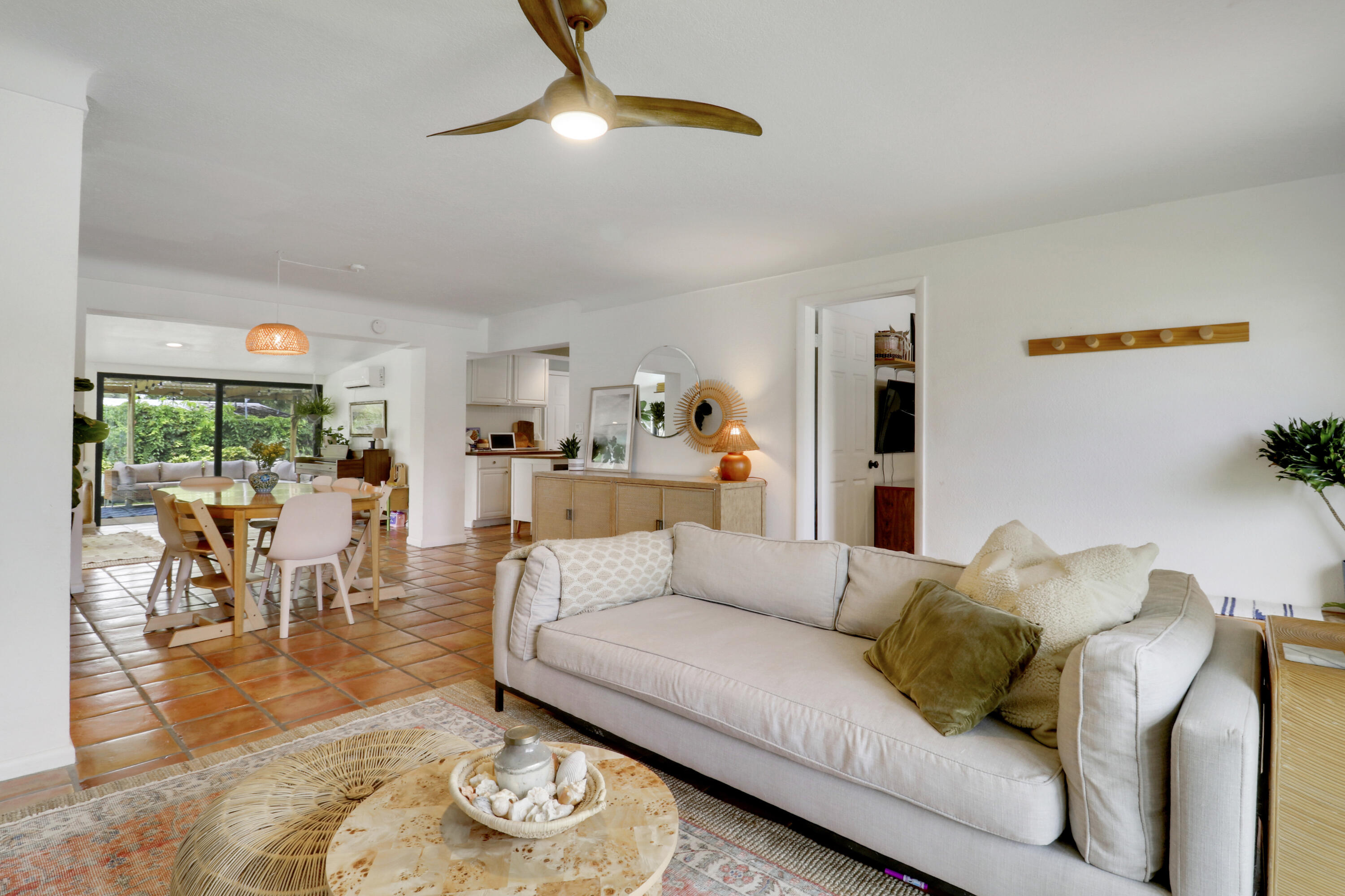 LAKE OSBORNE HILLS - Residential