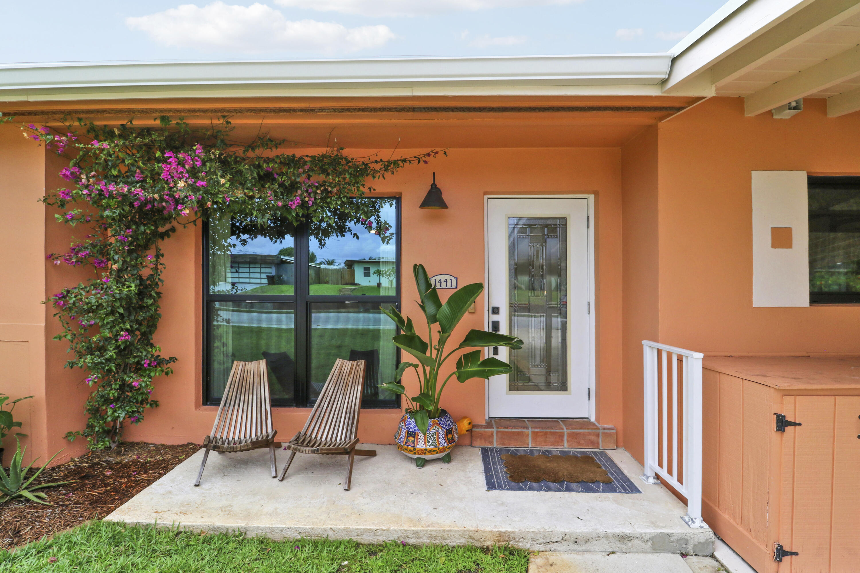 1441 Hillcrest Drive