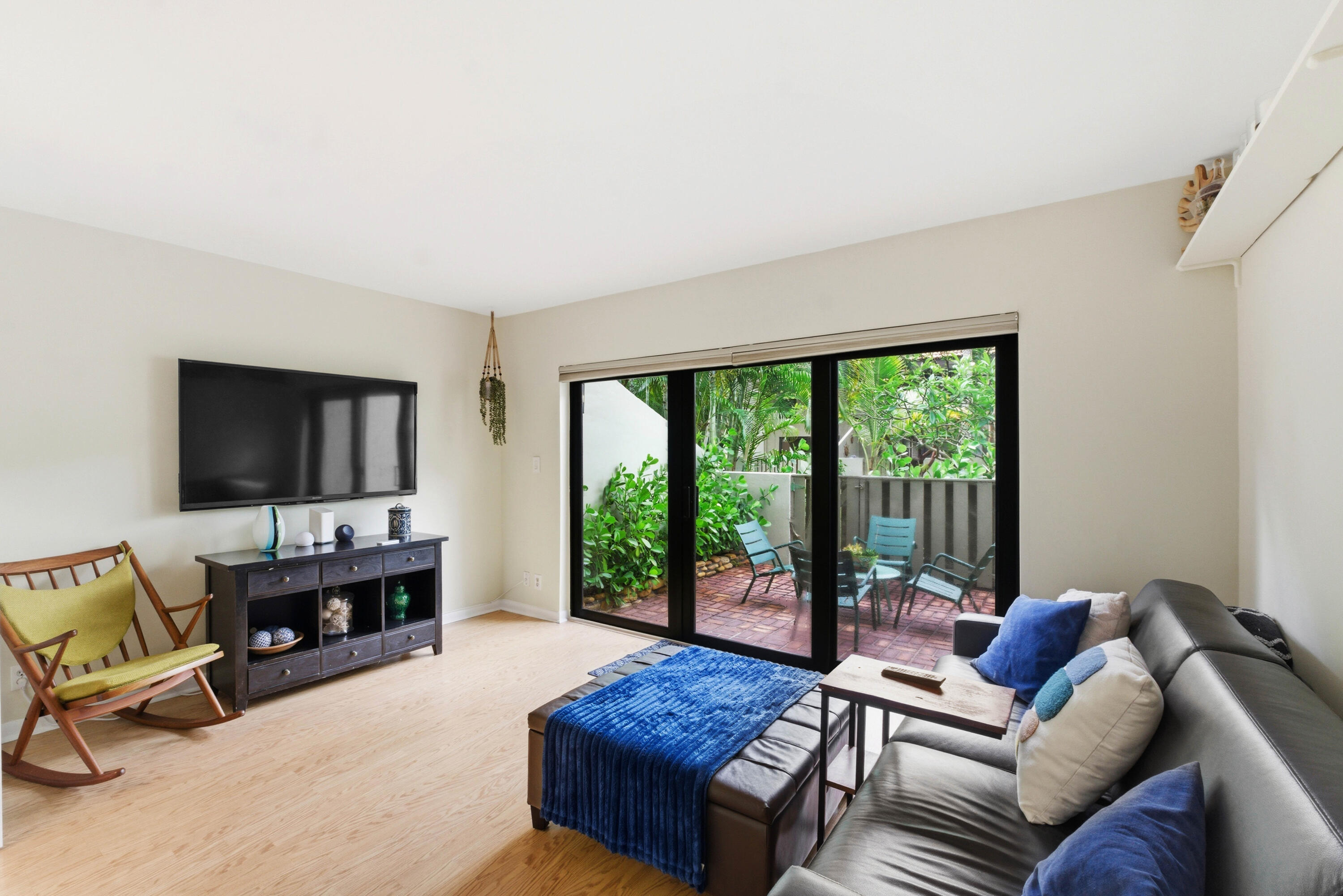 BAYVIEW VILLAGE CONDO - Residential