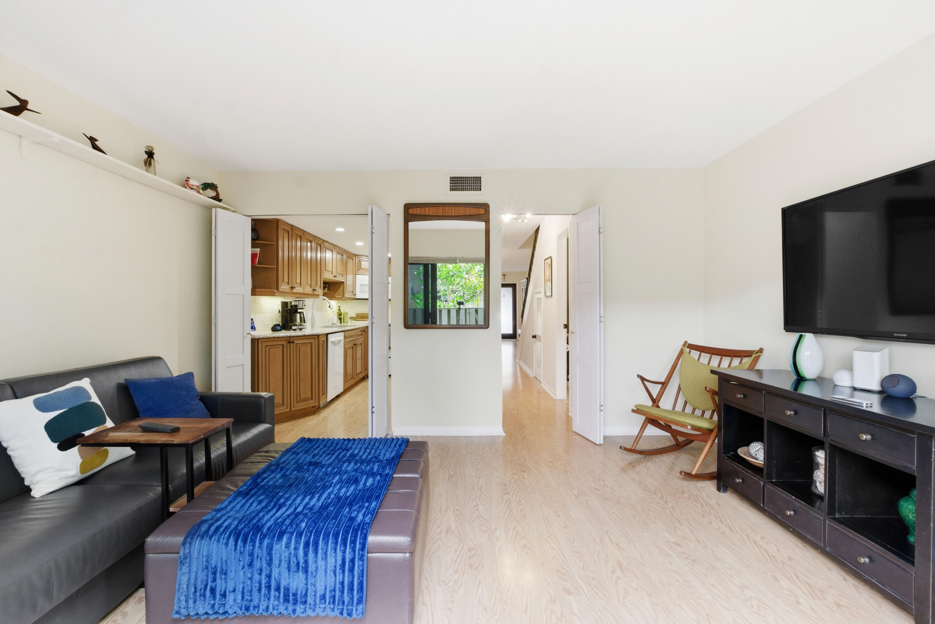 BAYVIEW VILLAGE CONDO - Residential