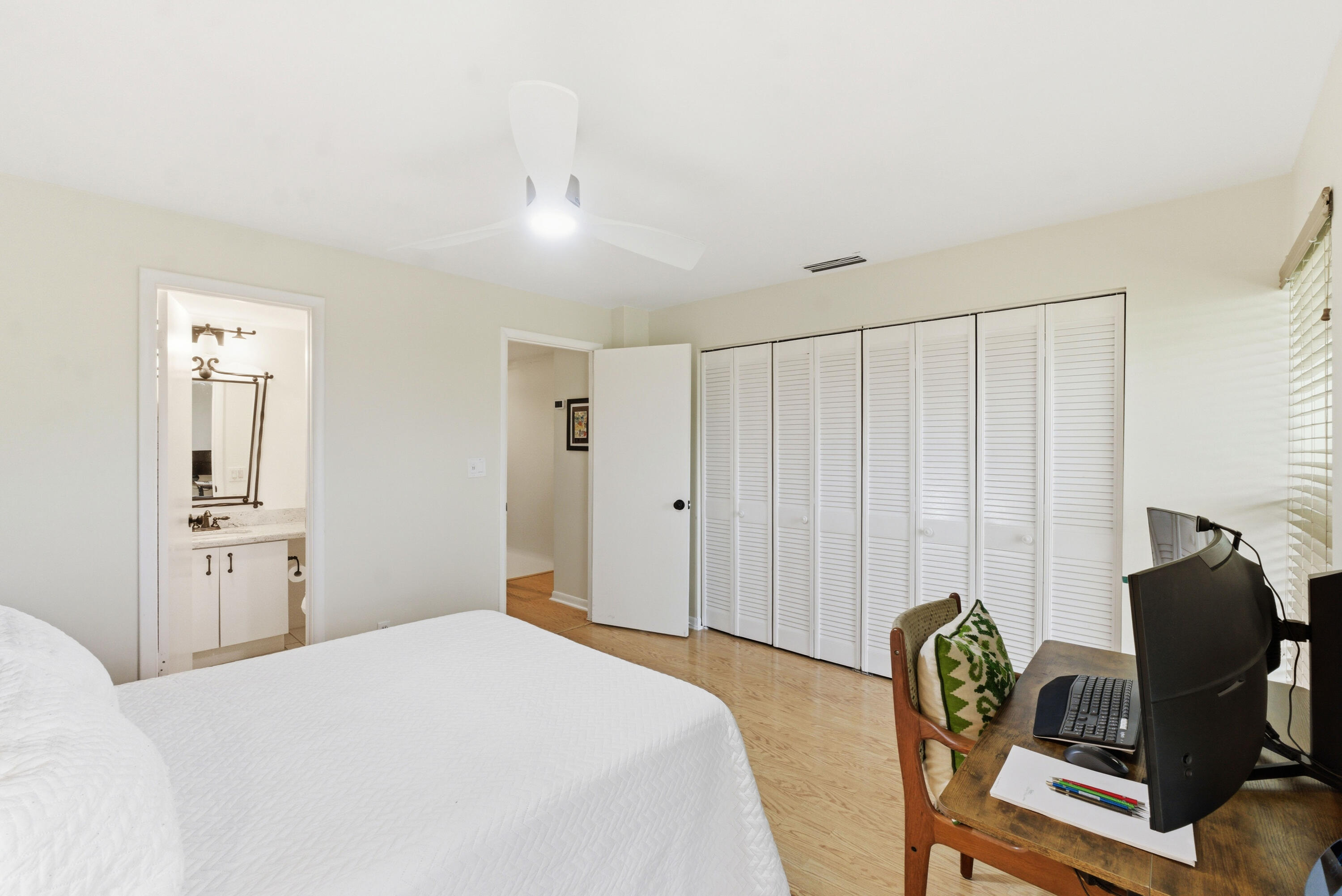 BAYVIEW VILLAGE CONDO - Residential