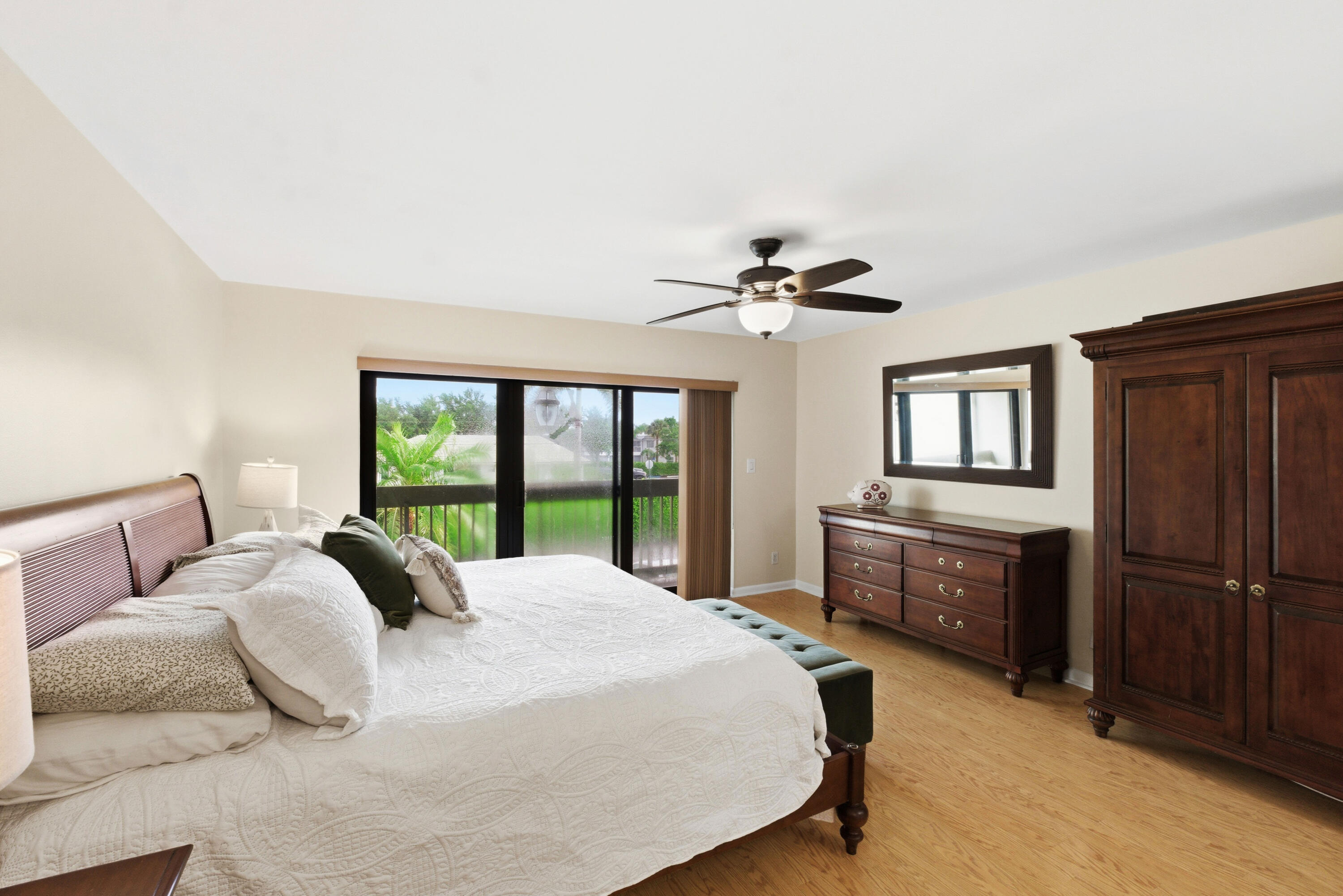 BAYVIEW VILLAGE CONDO - Residential