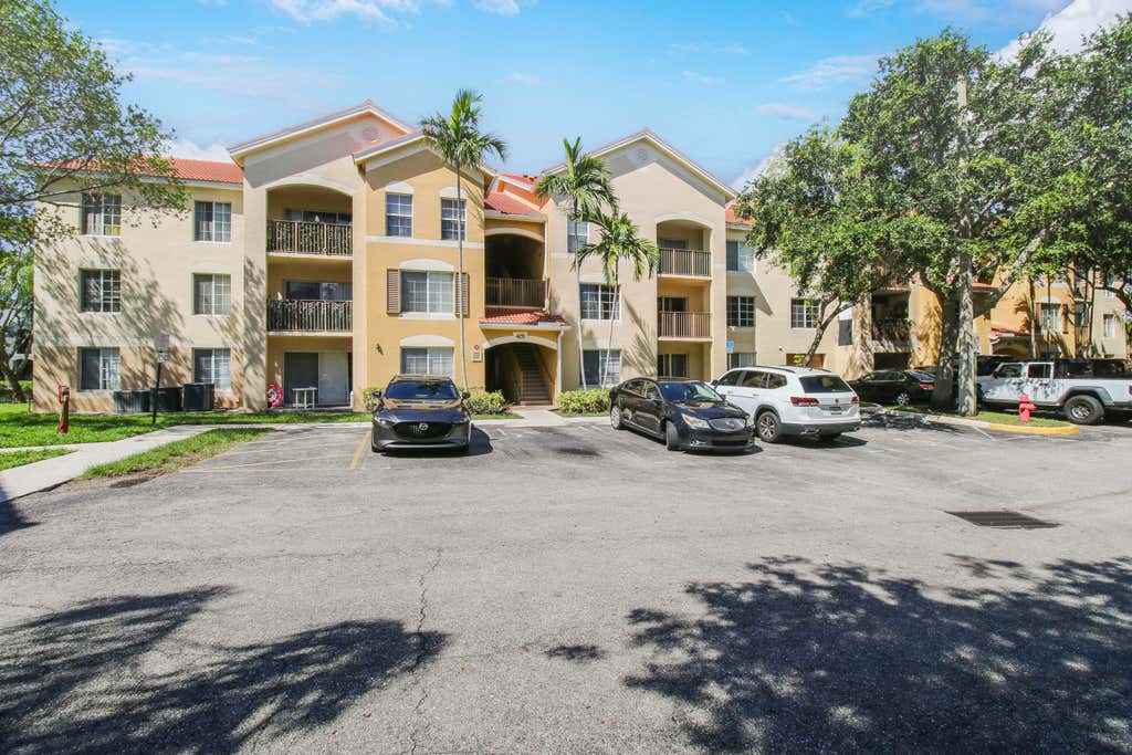 Photo of 4151 San Marino Boulevard #304, West Palm Beach, FL 33409 (MLS # R10995206)