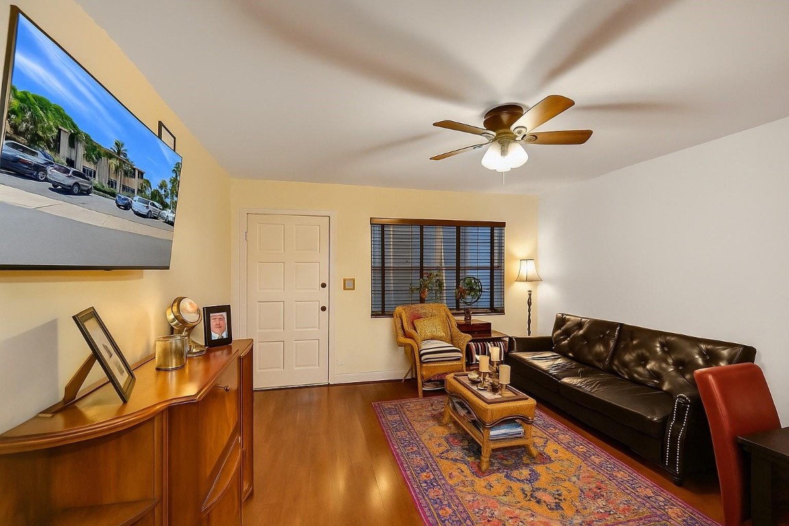 1231 SE 1st Street 5