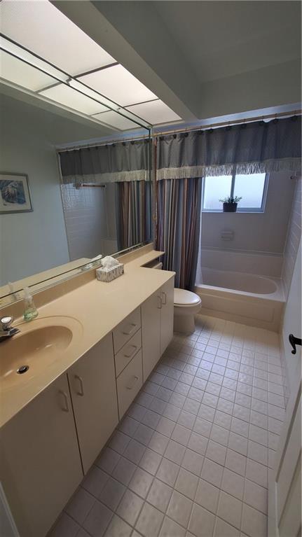Central Park Lake 137-50 - Residential