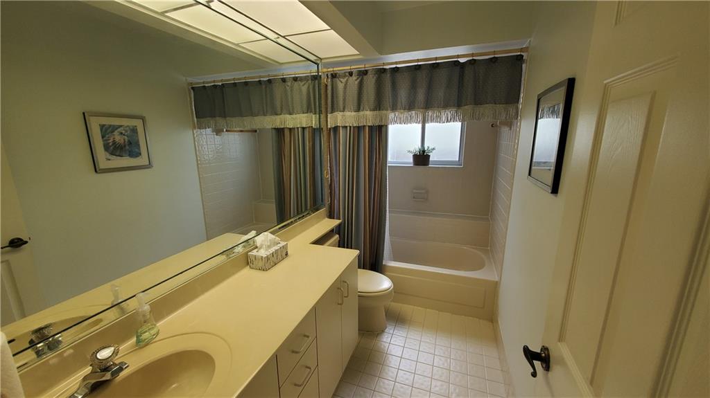 Central Park Lake 137-50 - Residential