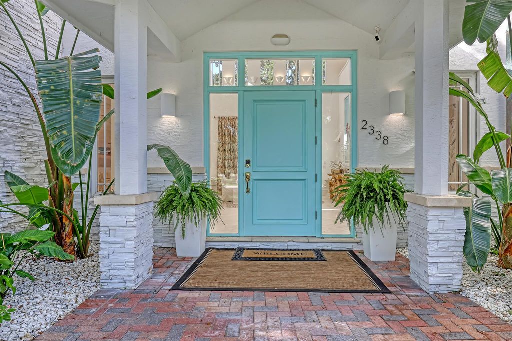 Photo of 2338 Flamingo Road, Palm Beach Gardens, FL 33410 (MLS # R11111023)