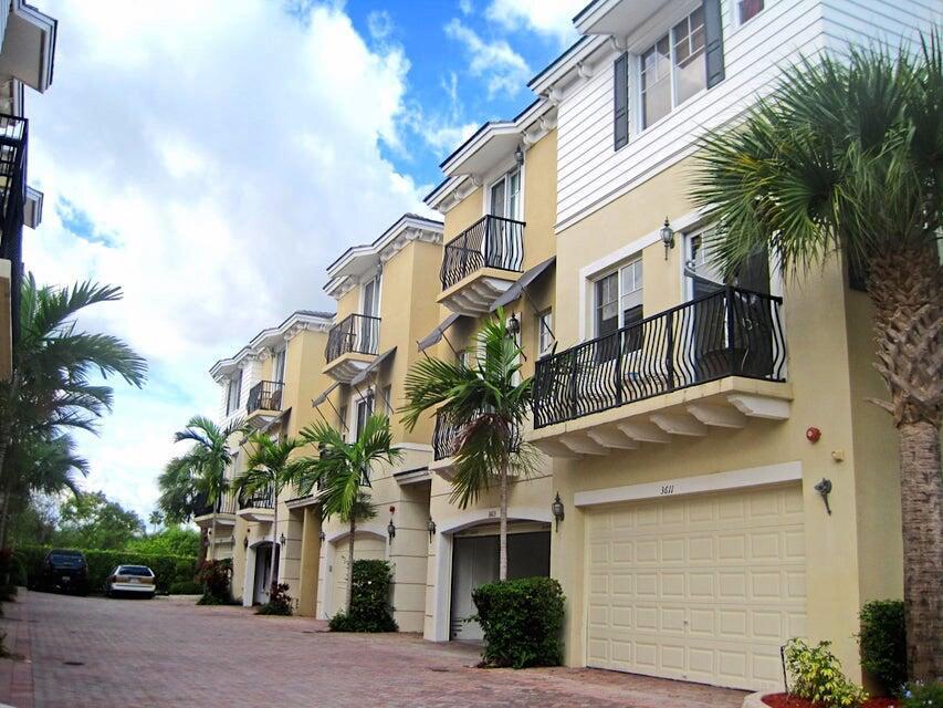 3613 NW 5th Terrace