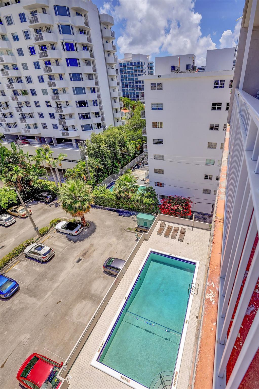 LINCOLN TOWERS CONDO - Residential