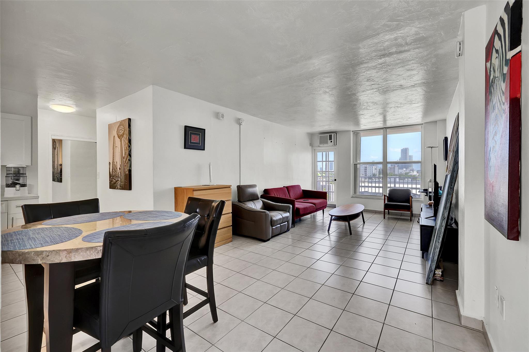 1300 Lincoln Rd D-804