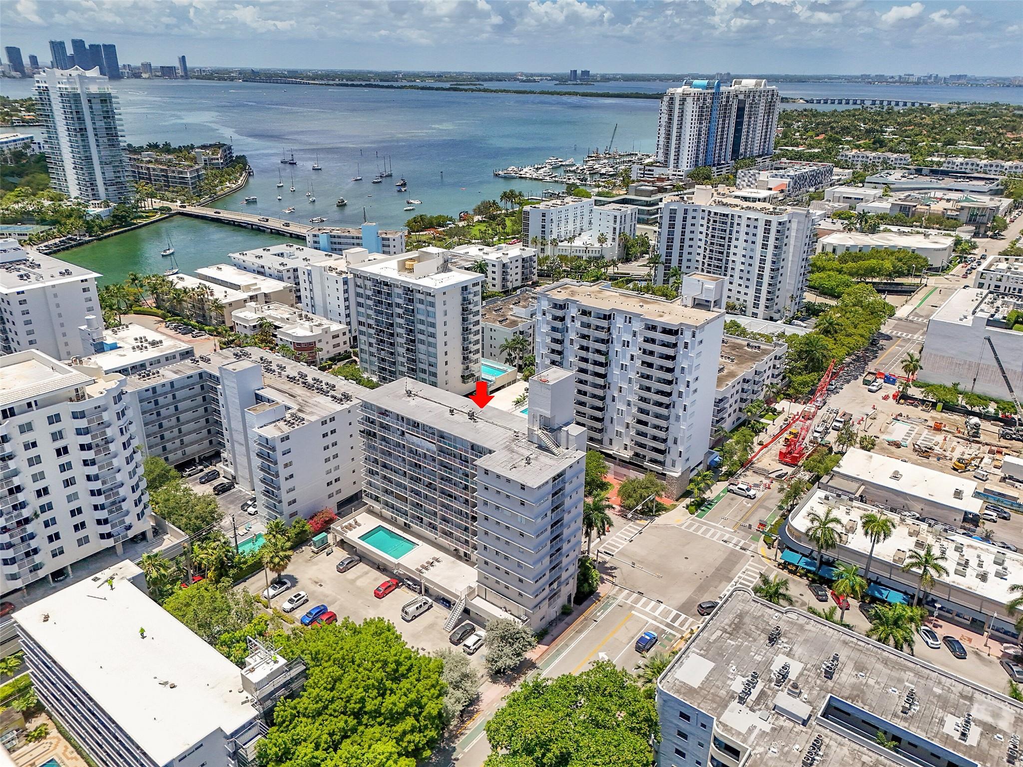 LINCOLN TOWERS CONDO - Residential