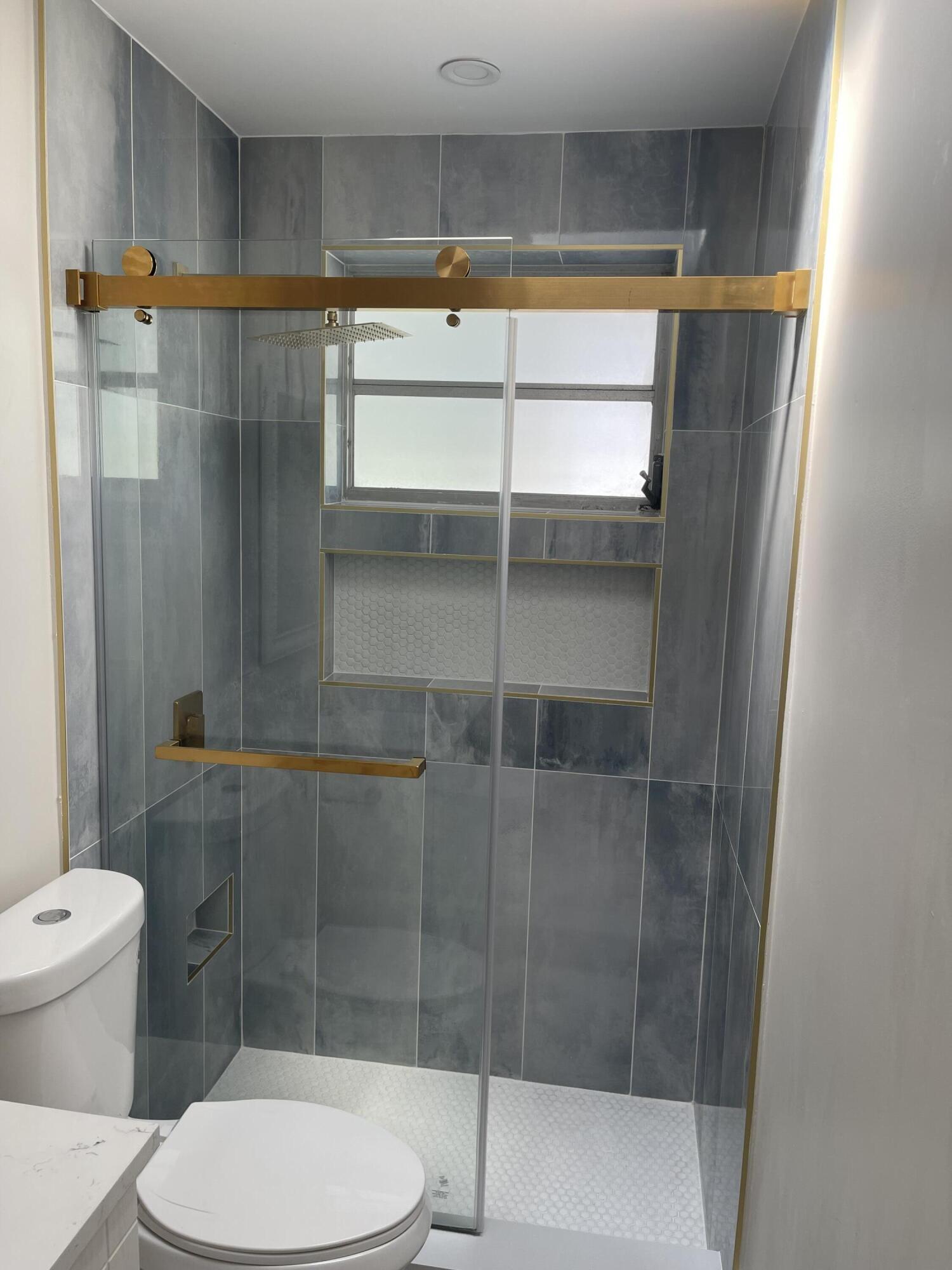 LAKE PARK ADD 3 - Residential Lease