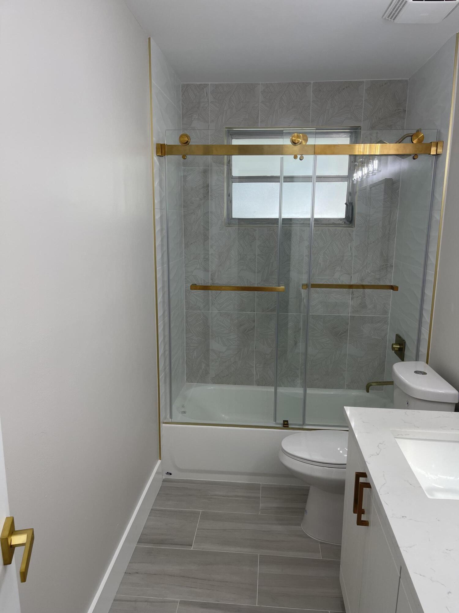 LAKE PARK ADD 3 - Residential Lease