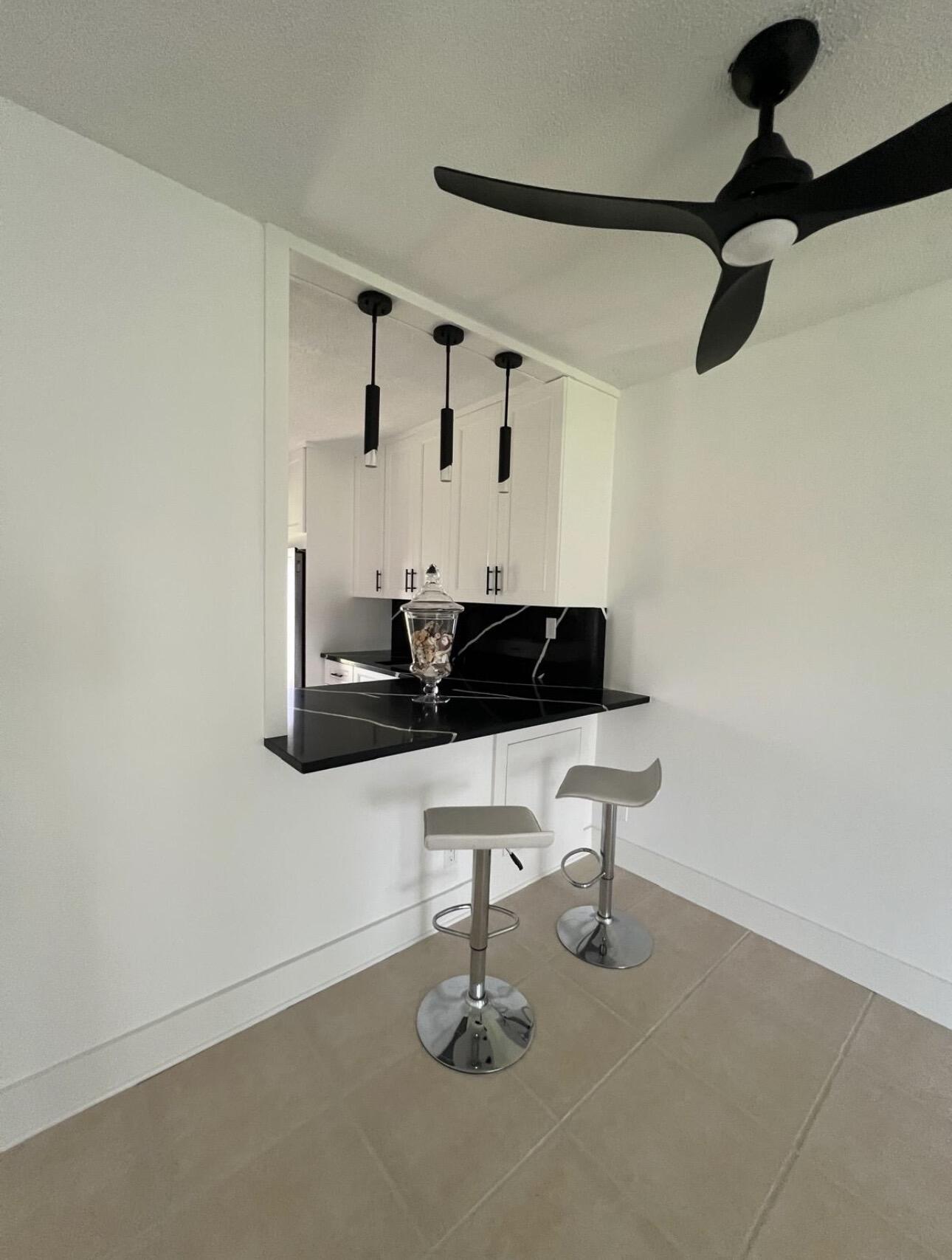 LAKE CLARKE GARDENS CONDO 3 - Residential