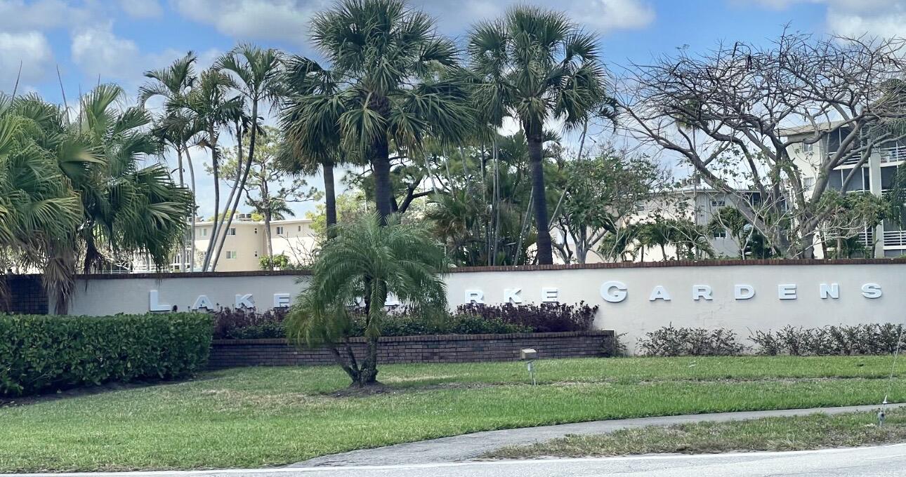 LAKE CLARKE GARDENS CONDO 3 - Residential