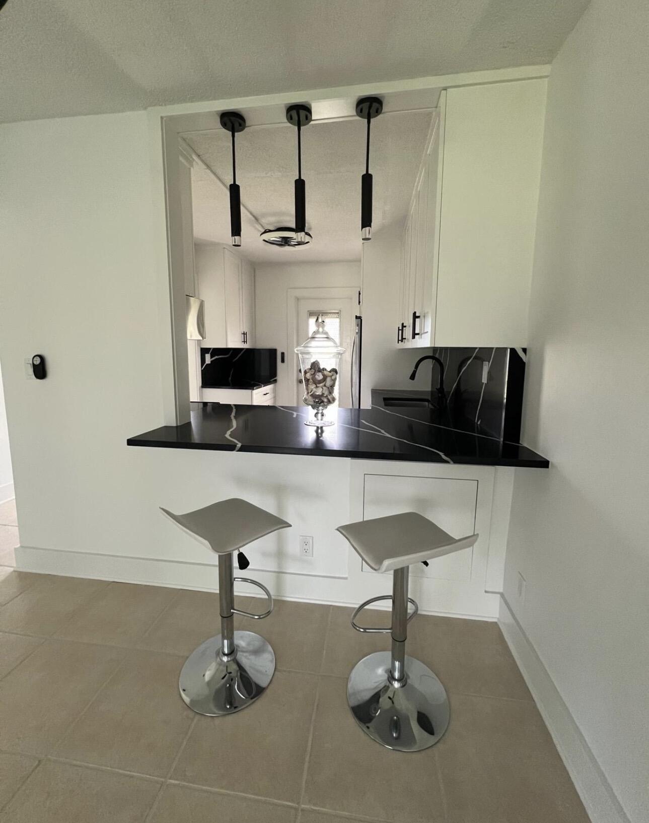 LAKE CLARKE GARDENS CONDO 3 - Residential