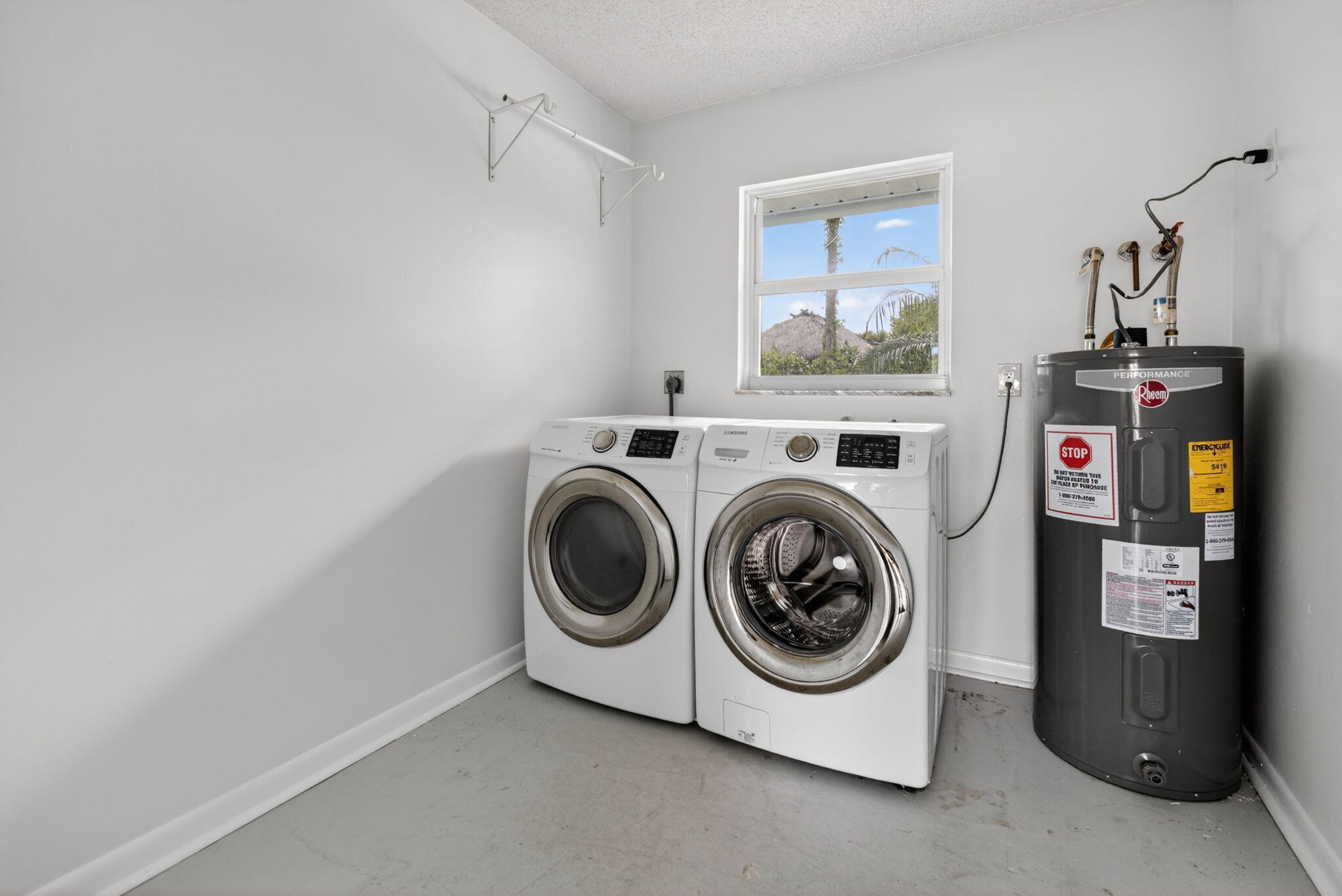 JUPITER IN THE PINES SEC D - Residential