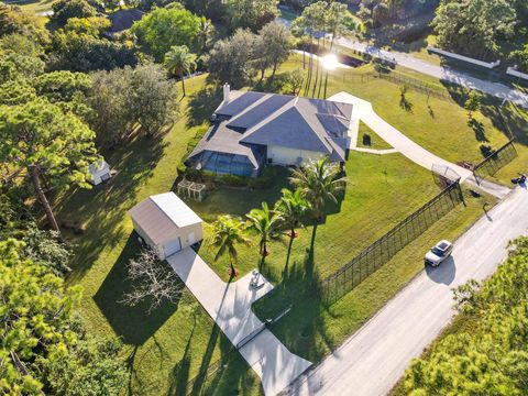 A home in Loxahatchee