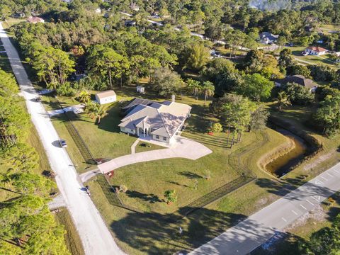 A home in Loxahatchee