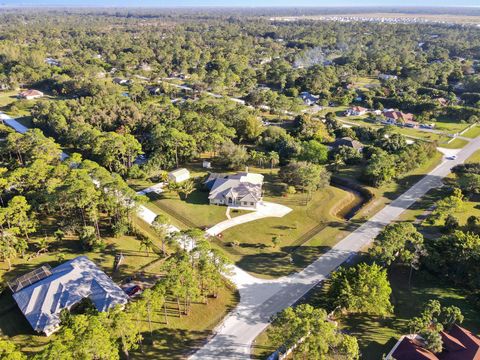 A home in Loxahatchee