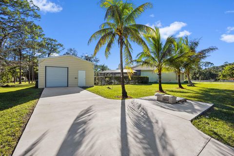 A home in Loxahatchee