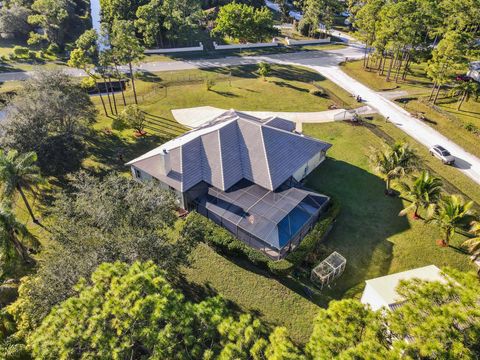 A home in Loxahatchee