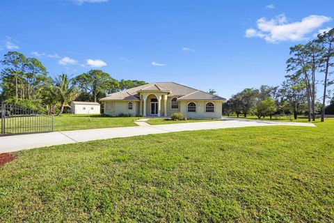 A home in Loxahatchee