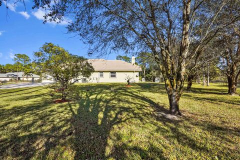 A home in Loxahatchee