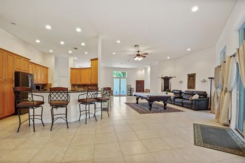 A home in Loxahatchee