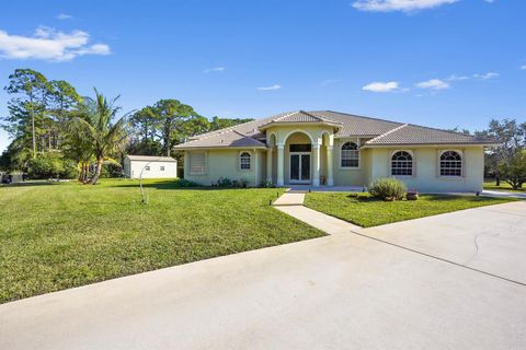 A home in Loxahatchee