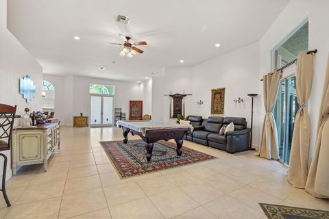 A home in Loxahatchee